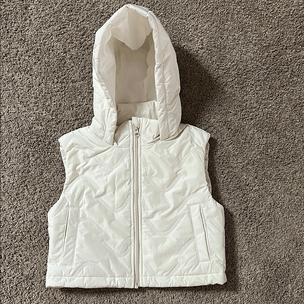 Old Navy White Quilted Hooded Vest